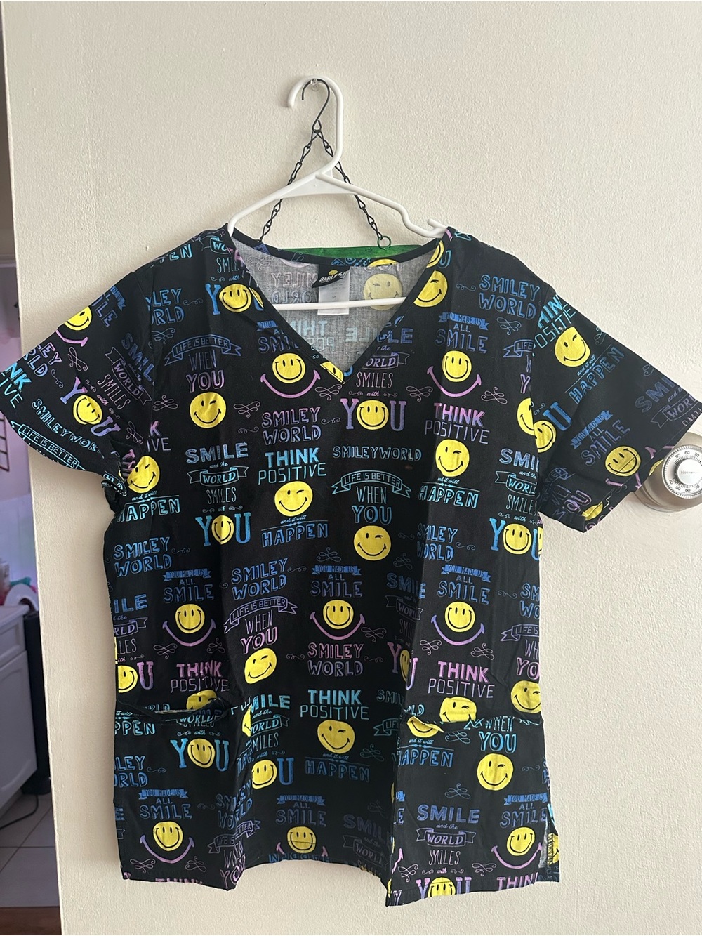 Women’s Black Smiley Print V-Neck Top - Cheerful Graphic Tee